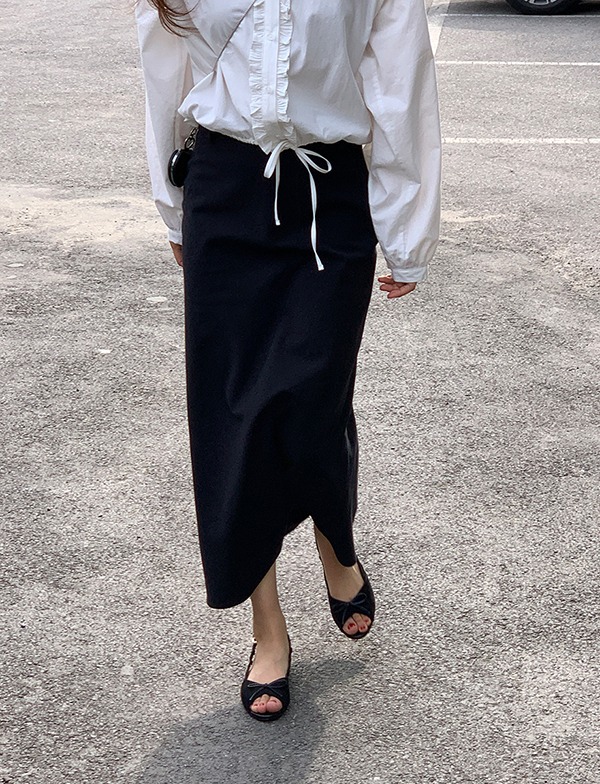 simple long skirt